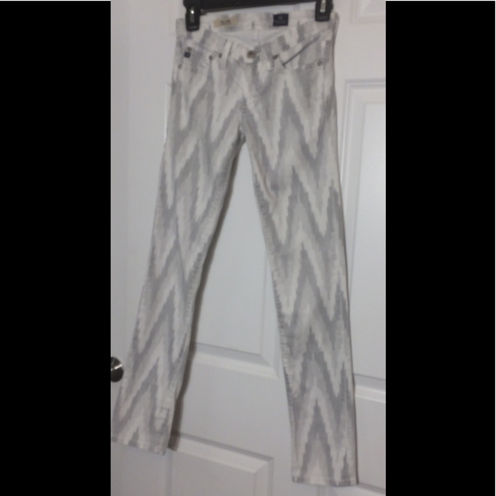 AG Jeans Size The Stilt Size 24R
